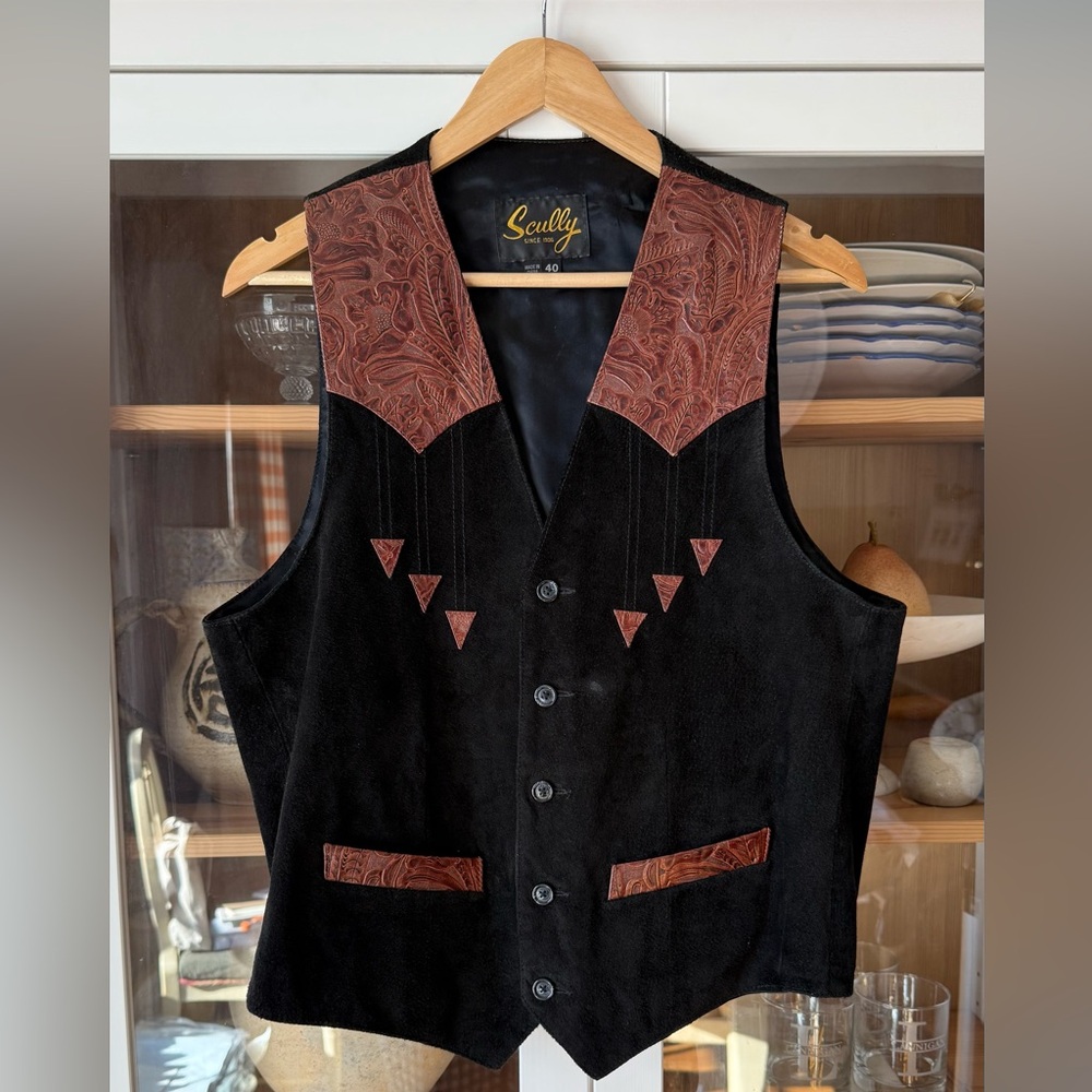Vintage Scully Black Vest with Embossed Leather Western Accents - Picture 2 of 6